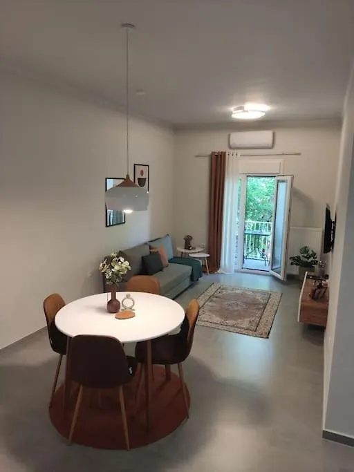 Sage Serenity Central Appartment 테살로니키 0*,  그리스